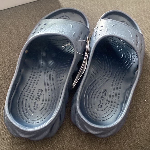 🆕Crocs Echo Slide, Size J-6 Same as Women’s 8. Color: Storm Blue - Picture 9 of 9